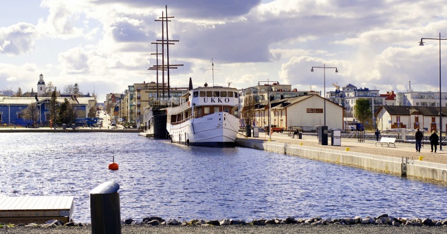 ”Jos ymmärrät kaeken, oot käsittännä viärin”